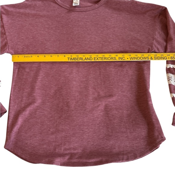 7th Ray Women’s Pink with White Lace Detailing Long Sleeve Sweatshirt in Size XL - Picture 9 of 11